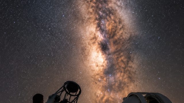 Astronomers Unveil Unmatched View of the Milky Way's Heart